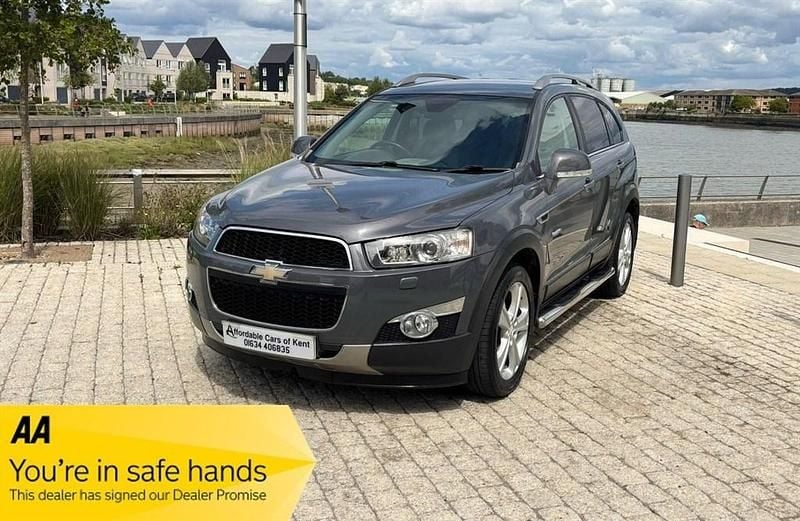 Grey Used 2011 Chevrolet Captiva LTZ SUV | £2,995 (Fair price) - Image 1/4