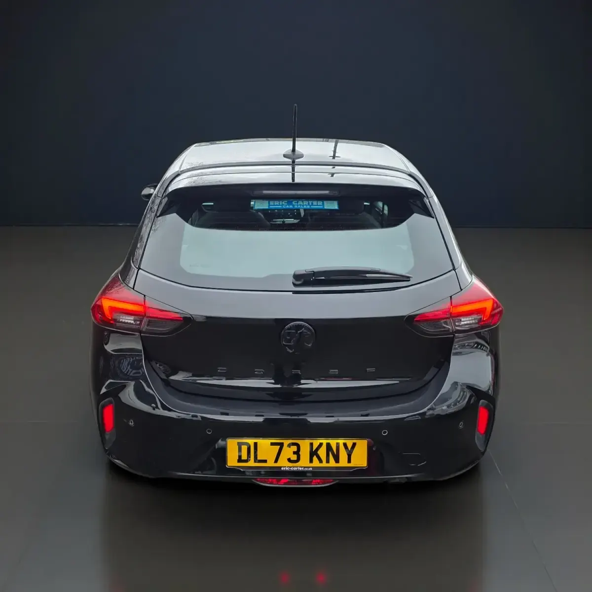 Second-hand Vauxhall Corsa 2023 Negru Hatchback