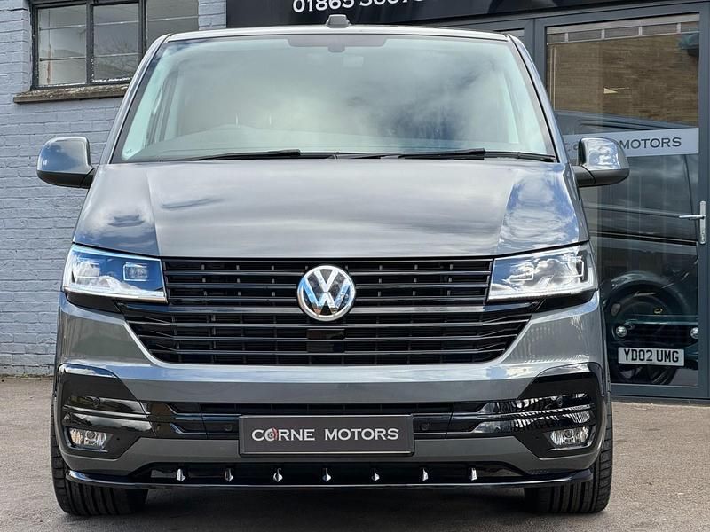 Used VW Transporter Highline 204 HP (150 kW) 2023 Grey Van