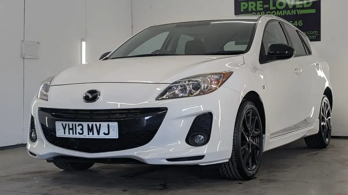 Usado Mazda 3 Edition 105 HP (77 kW) 2013 Branco Citadino