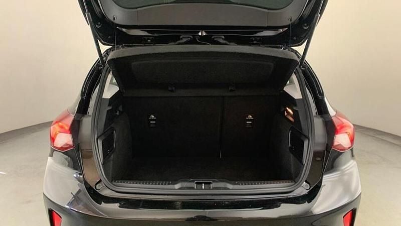 Used Ford Focus Trend 123 HP (90 kW) 2023 Black Hatchback