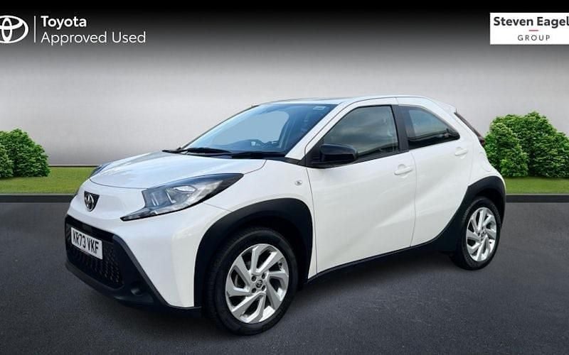 Used Toyota Aygo X PURE 72 HP (52 kW) 2025 SUV