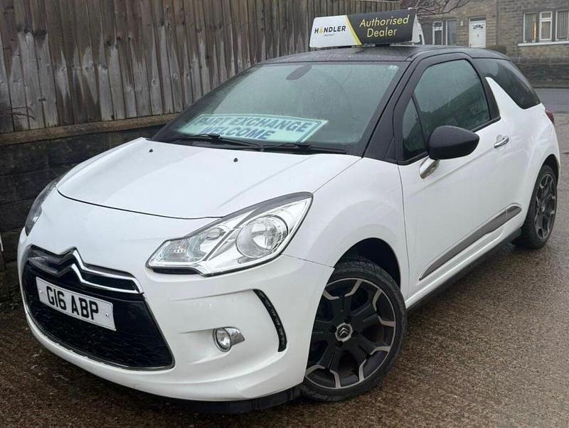 Used Citroën DS3 2013 White Hatchback