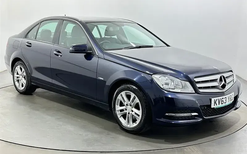 Second-hand Mercedes C180 Executive 156 CP (114 kW) 2012 Berlinǎ