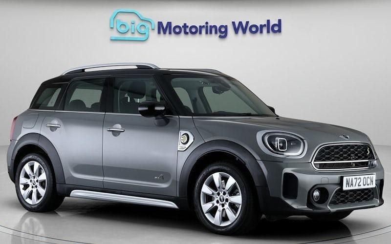 Used 2022 Mini Cooper S Classic Hatchback | £20,600 (Fair price) - Image 1/4