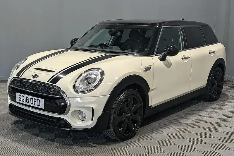 Used Mini Cooper Clubman 192 HP (141 kW) 2018 White Estate