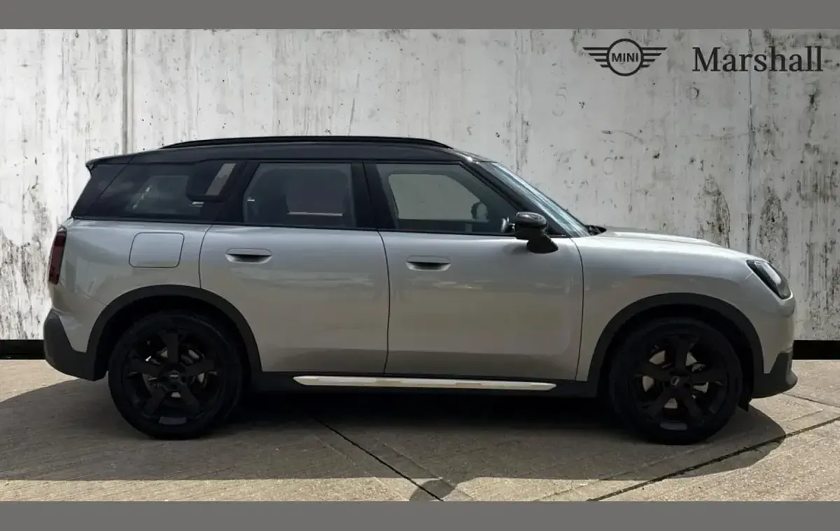 Used Mini Countryman Exclusive 170 HP (125 kW) 2025 Silver SUV