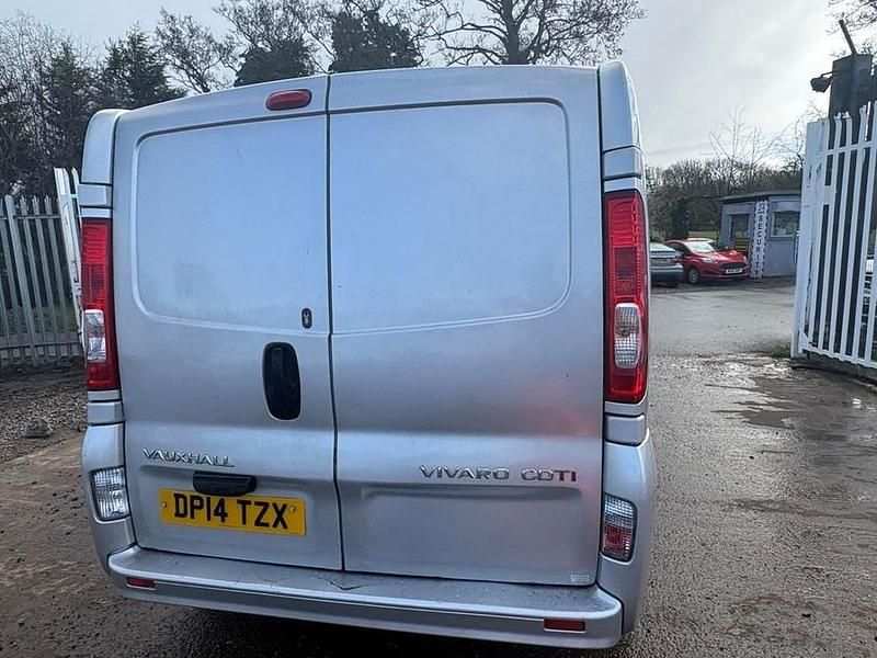 Used Vauxhall Vivaro Sportive 115 HP (84 kW) 2014 Silver MPV