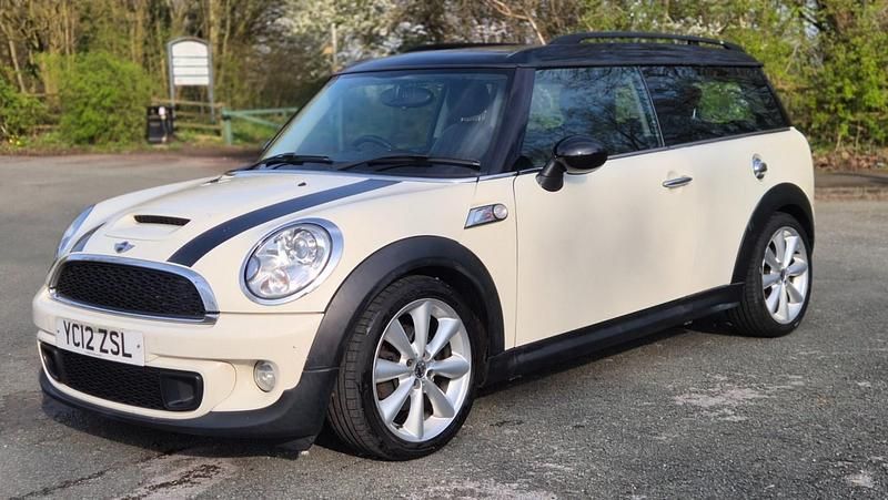 Used Mini Cooper Clubman 2012 White Estate