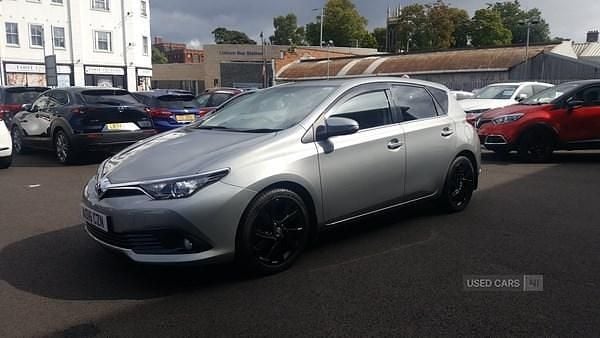 Used Toyota Auris Design 2016 Grey Hatchback