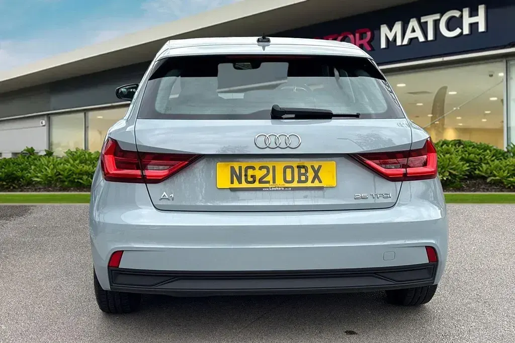 Usado Audi A1 Sportback Performance 2021 Cinzento Citadino