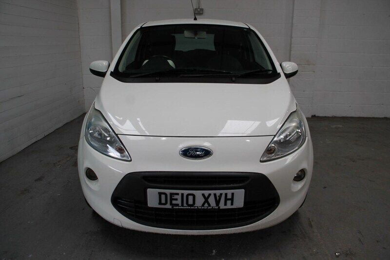 White Used 2010 Ford Ka Zetec Hatchback | £3,295 (A bit pricey) - Image 1/4
