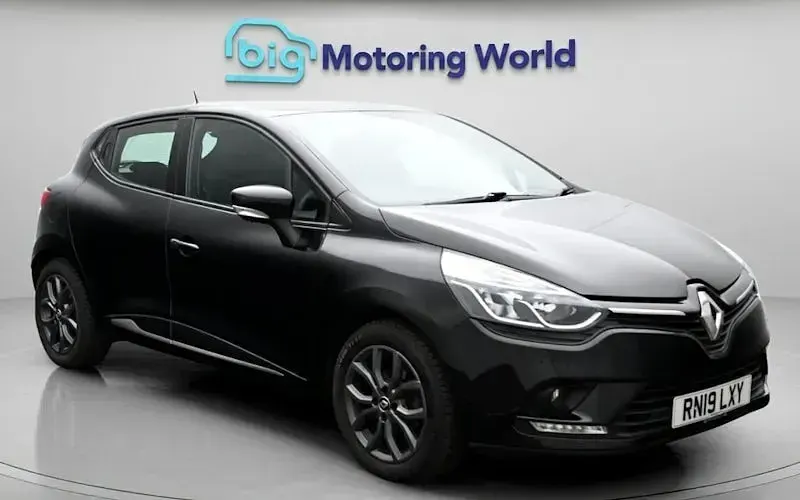 Usado Renault Clio IV Play 76 CV (55 kW) 2019 Utilitario