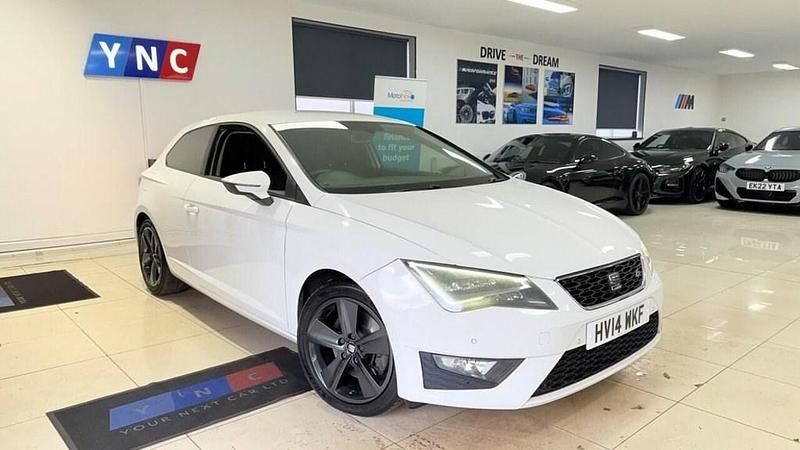 Used Seat Leon FR Sport 180 HP (132 kW) 2014 White Coupe