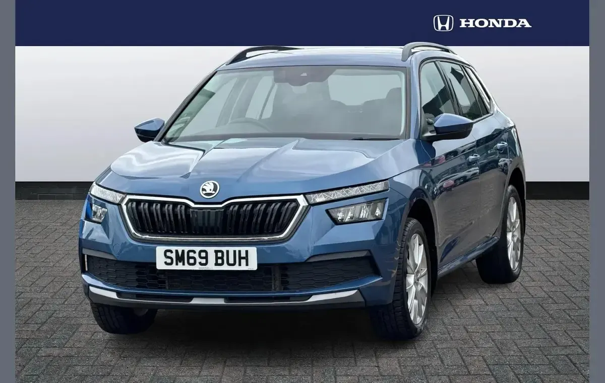 Used Skoda Kamiq SE 115 HP (84 kW) 2020 Blue SUV