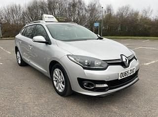 Used Renault Mégane GrandTour Dynamique 110 HP (80 kW) 2015 Silver Estate