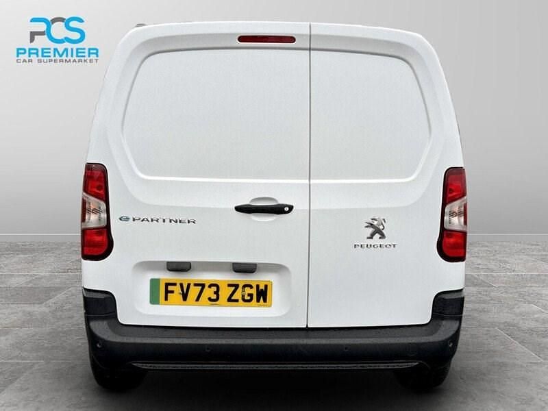Used Peugeot E-Partner Premium 100 kW (136 HP) 2023 White MPV