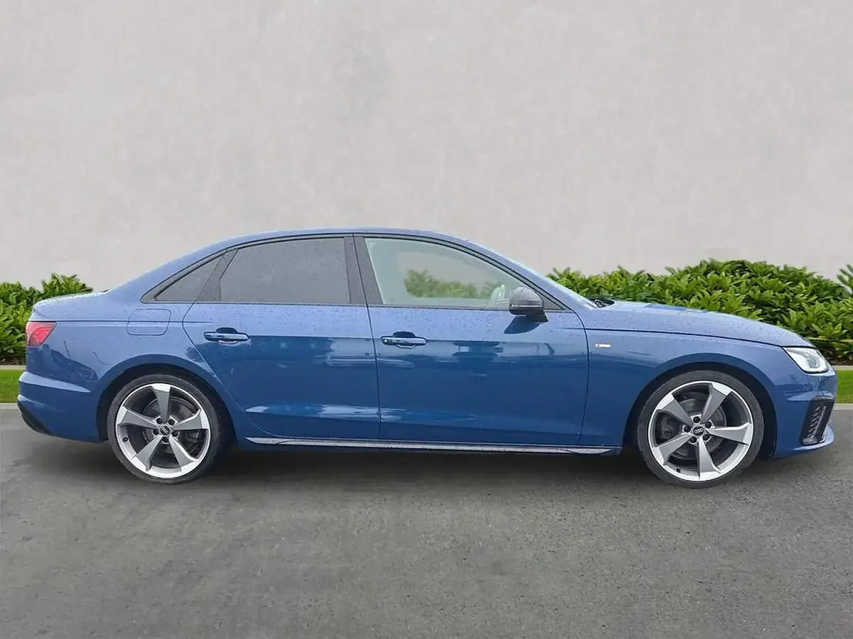 Used Audi A4 Black Edition 163 HP (119 kW) 2023 Blue