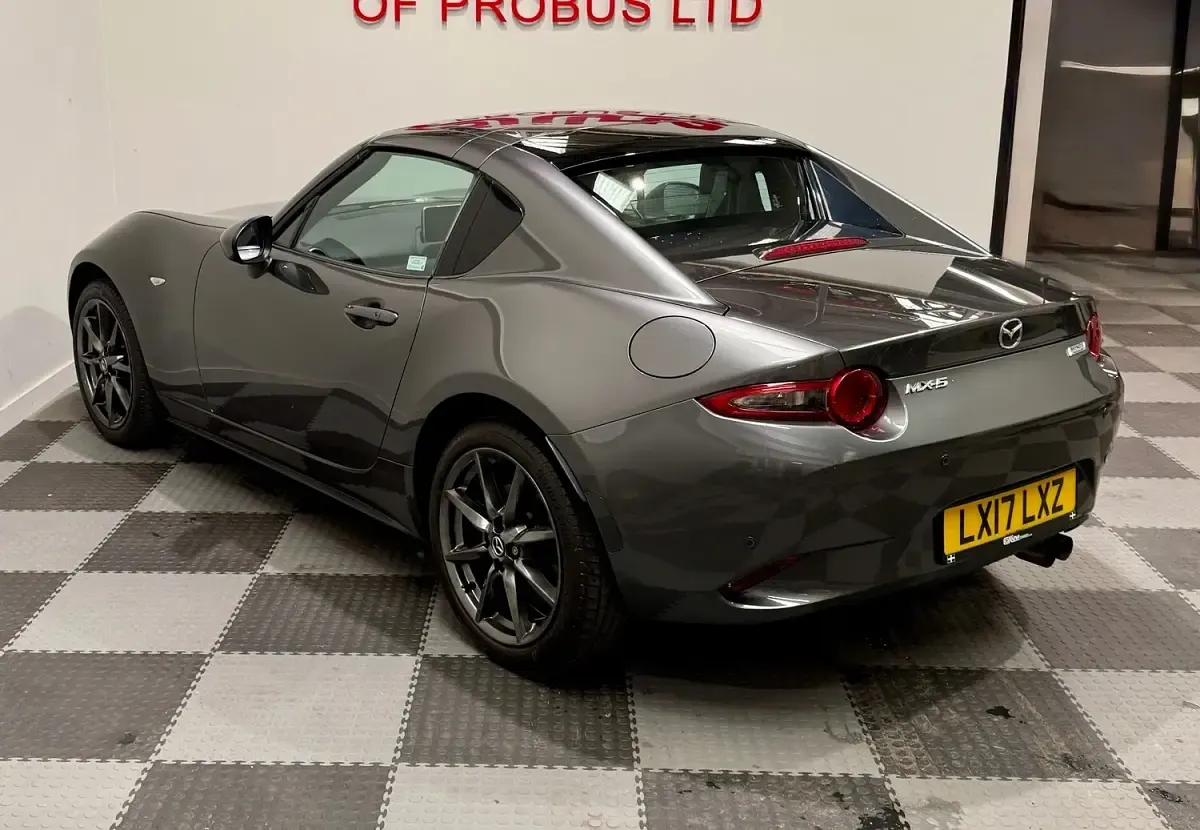 Used Mazda MX5 Inclusive 160 HP (117 kW) 2017 Grey Cabriolet