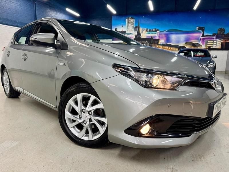 Used Toyota Auris Hybrid Business Edition 2016 Grey Hatchback
