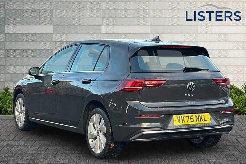 New VW Golf VIII Style 204 HP (150 kW) 2025 Urano grey Hatchback