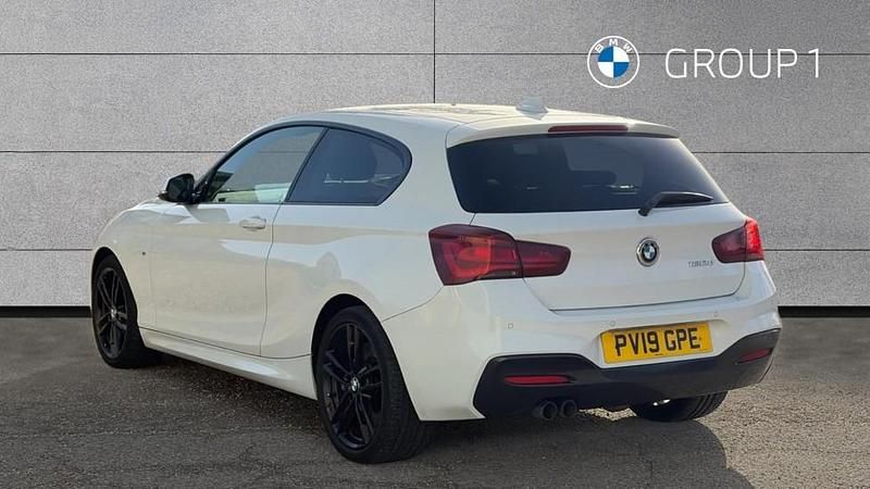 Used BMW 120 M Sport 190 HP (139 kW) 2019 White Hatchback