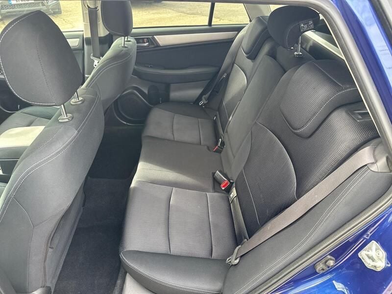 Used Subaru Outback 175 HP (128 kW) 2015 Blue SUV