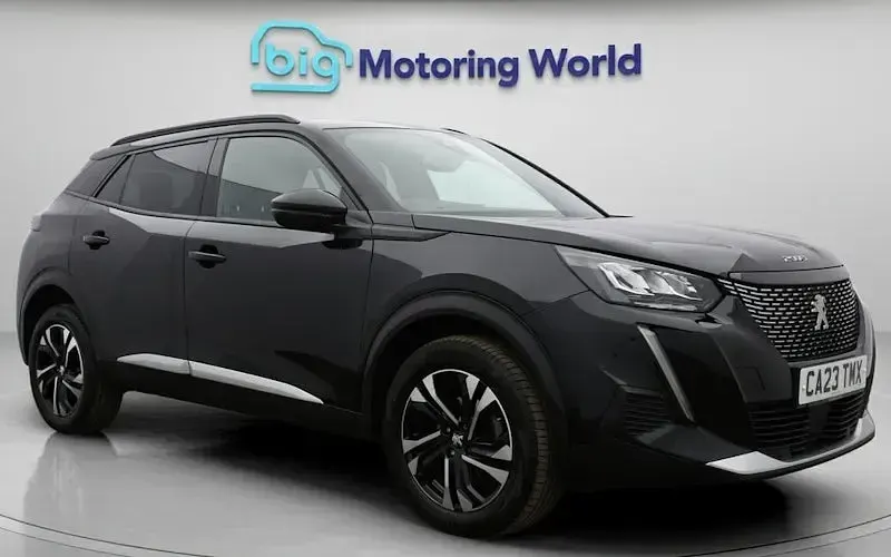 Used Peugeot 2008 Allure+ 101 HP (74 kW) 2023 SUV