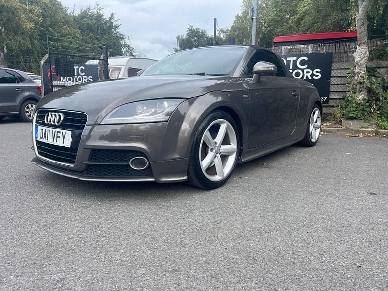 Usado Audi TT Roadster S-Line 170 HP (125 kW) 2011 Cinzento Cabrios