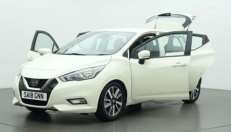 Usado Nissan Micra Acenta 71 HP (52 kW) 2018 Branco Citadino