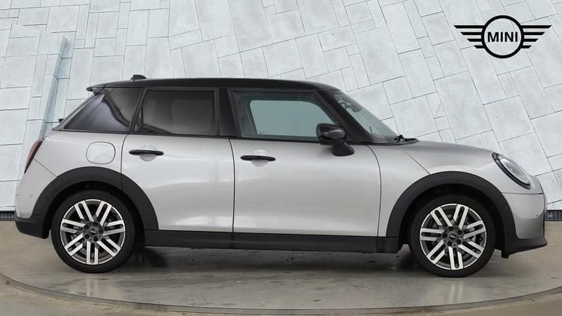 Used Mini Cooper Hatch 113 kW (154 HP) 2025 Silver Hatchback