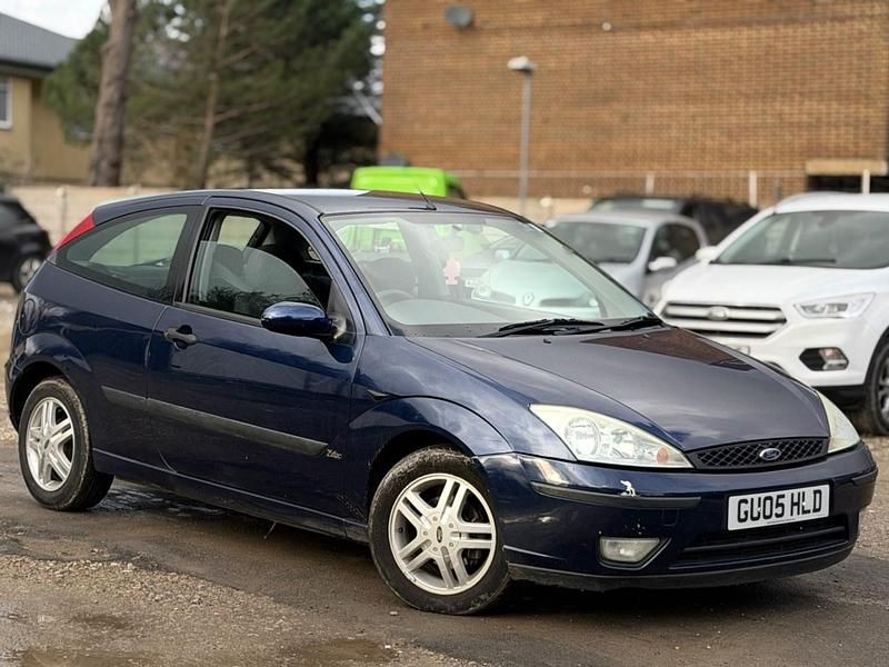 Used Ford Focus Zetec 2005 Blue Hatchback