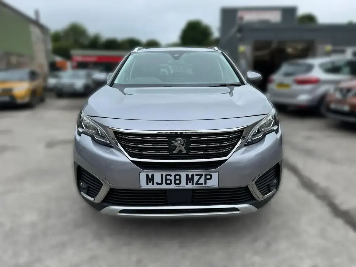 Used Peugeot 5008 Allure 130 HP (95 kW) 2018 Grey SUV