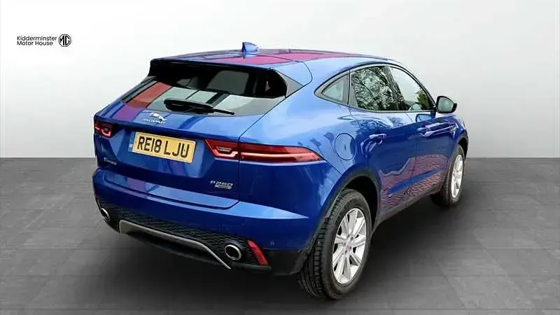 Usado Jaguar E-Pace S 249 HP (183 kW) 2018 Azul SUV