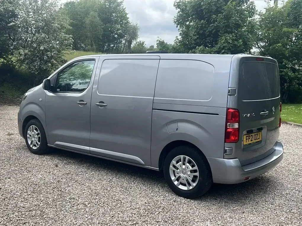 Used Vauxhall Vivaro Sportive 120 HP (88 kW) 2021 Grey MPV