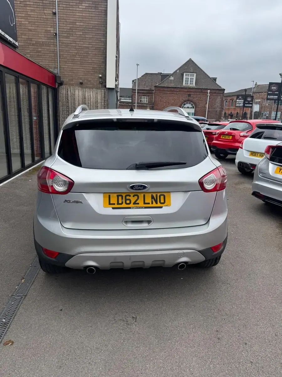 Used Ford Kuga Titanium 140 HP (102 kW) 2012 Silver SUV