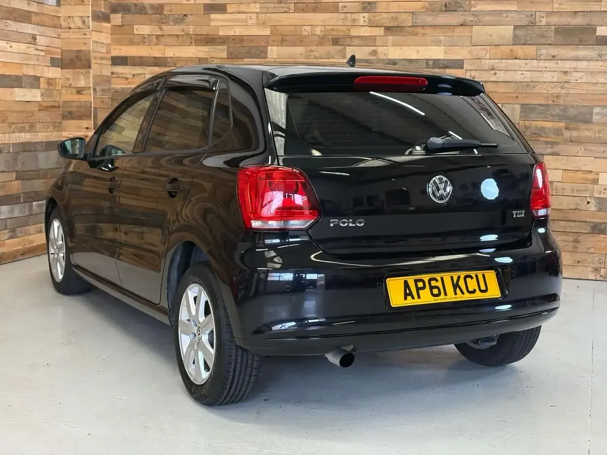 Used VW Polo SE 90 HP (66 kW) 2012 Black Hatchback
