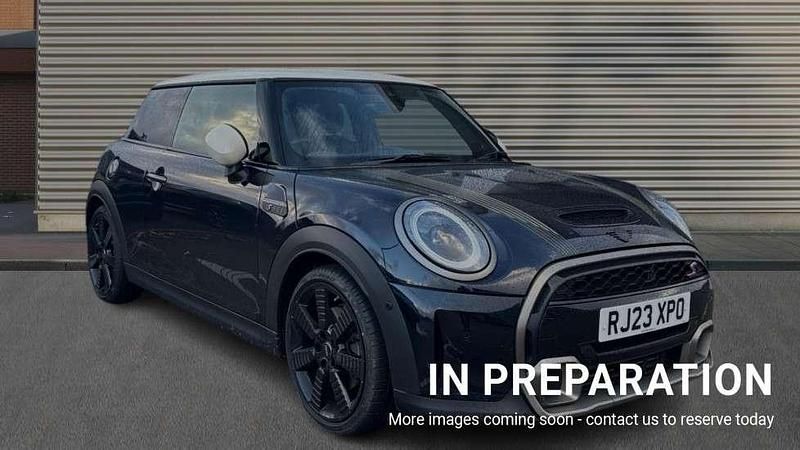 Blue/black Used 2023 Mini Cooper S Hatch Hatchback | £23,788 (Fair price) - Image 1/4