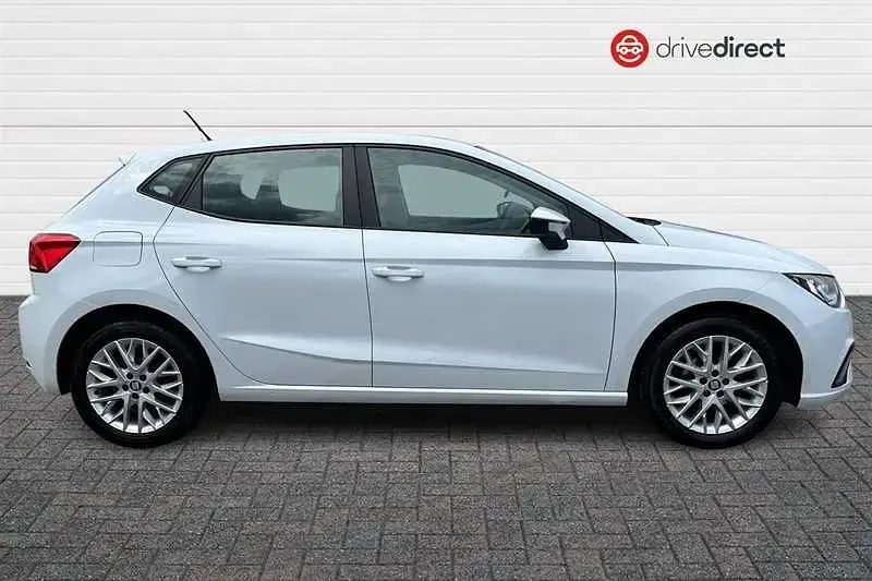 Used Seat Ibiza SE Technology 95 HP (69 kW) 2021 White Hatchback