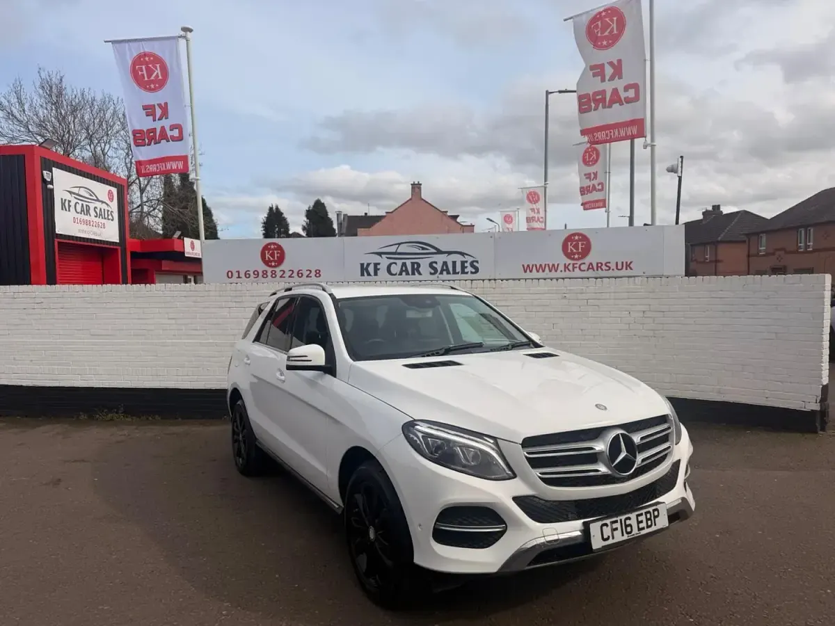 Used Mercedes GLE250 2016 White Estate