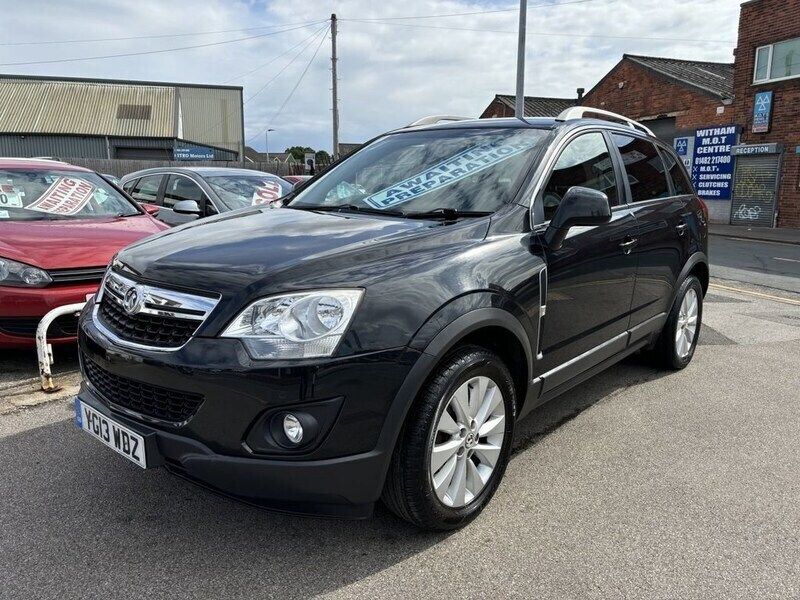 Black Used 2013 Vauxhall Antara S SUV | £3,495 (Fair price) - Image 1/4