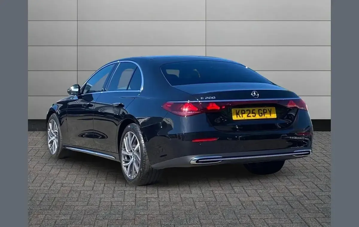 Used Mercedes E200 Premium 200 HP (147 kW) 2025 Black Sedan