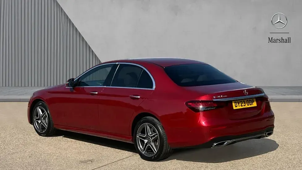 Used Mercedes E300 AMG Line Premium 306 HP (225 kW) 2023 Red