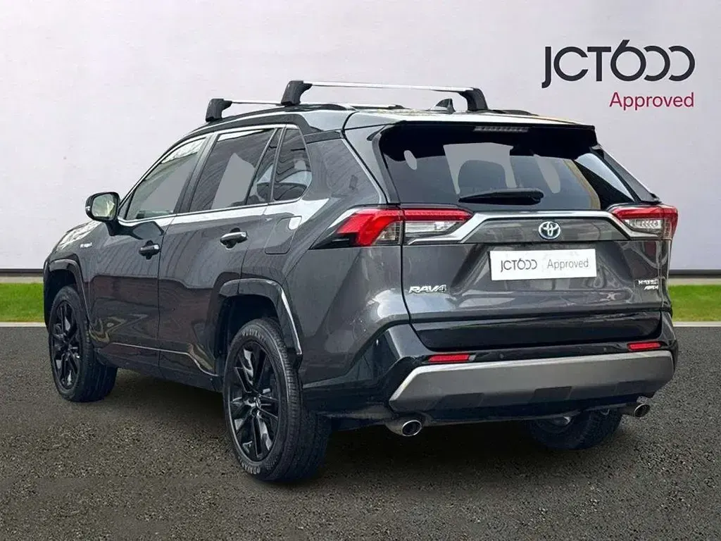 Used Toyota RAV4 Hybrid 218 HP (160 kW) 2021 Other SUV
