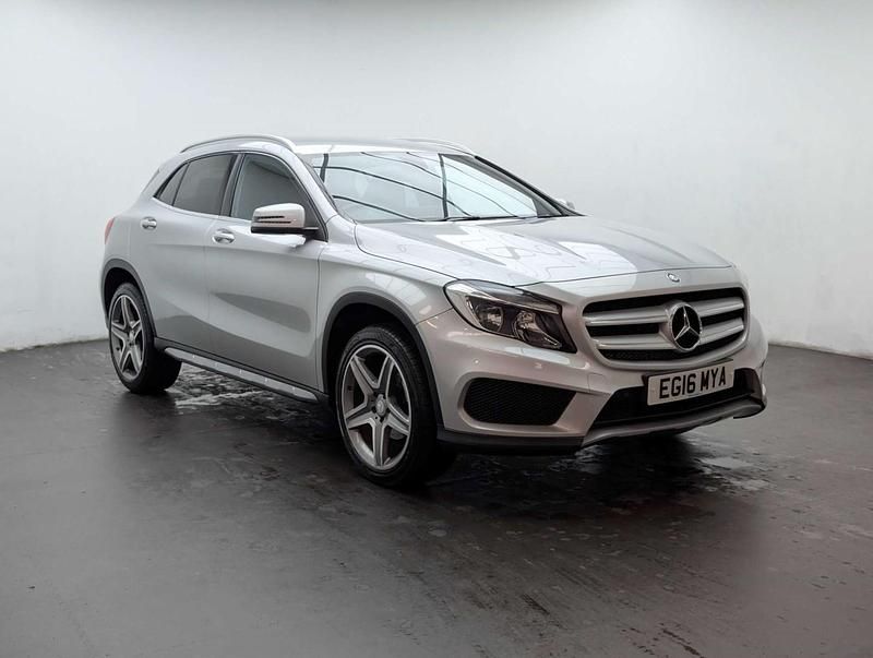 Used Mercedes GLA200 AMG line 136 HP (100 kW) 2016 Silver SUV
