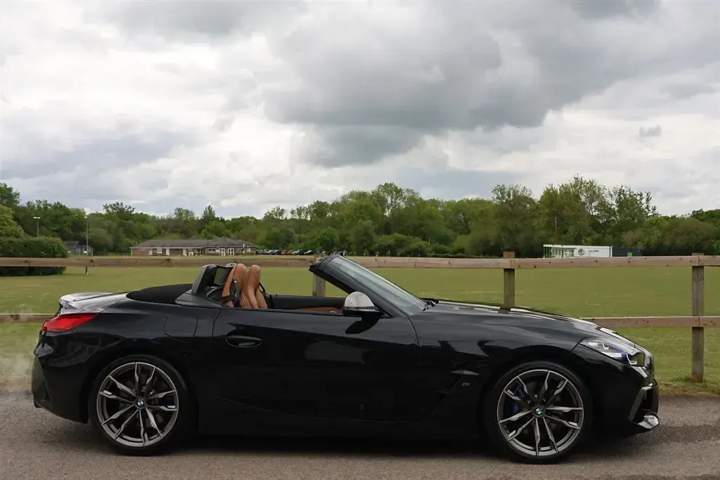 Used BMW Z4 M Sport 340 HP (250 kW) 2021 Black Cabriolet
