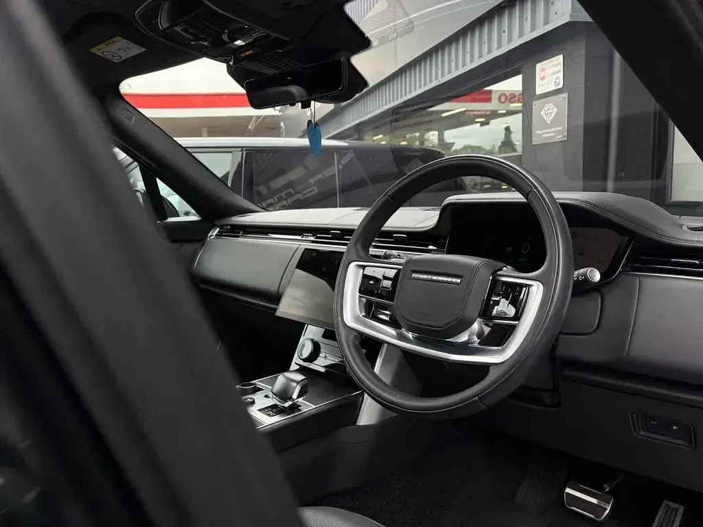 Używany Land Rover Range Rover S 2023 Czarny SUV