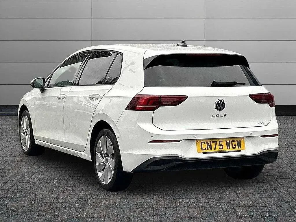 Used VW Golf VIII 150 HP (110 kW) 2025