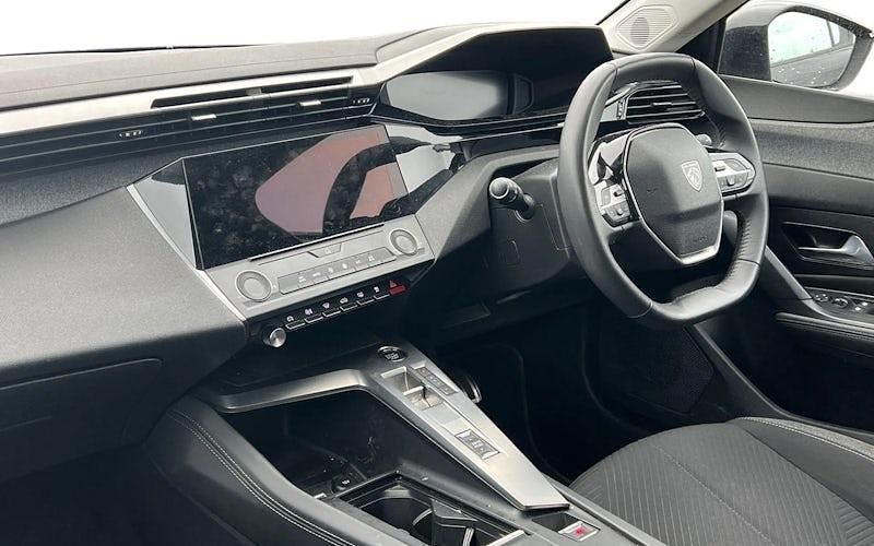 Used Peugeot 308 Active Premium 131 HP (96 kW) 2022 Black Hatchback