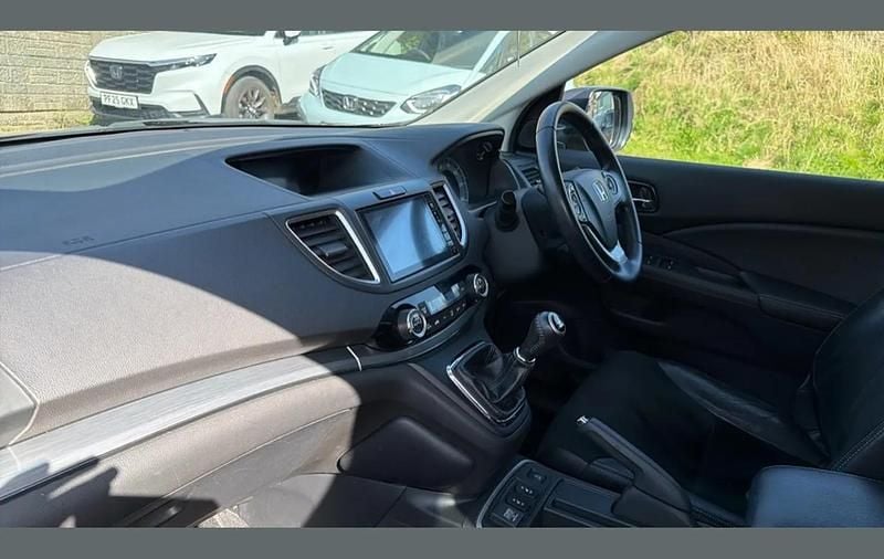 Used Honda CR-V SR 120 HP (88 kW) 2016 Brown SUV